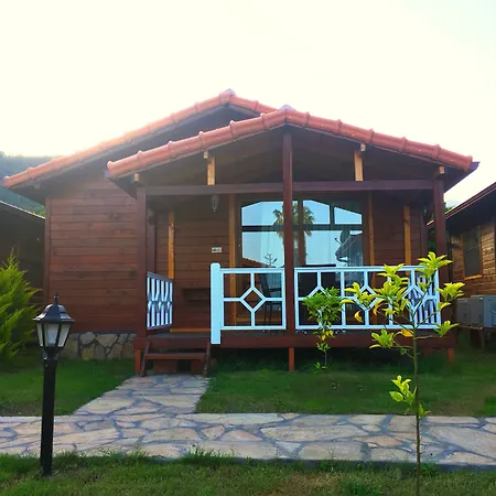 Casa de Férias Efsane Çıralı