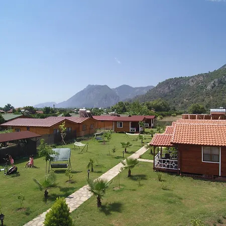 بيت للعطل Efsane Çıralı